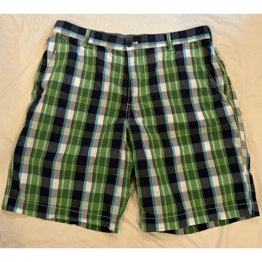 Izod Plaid Shorts Men's Size 36 Green/Blue/White 9" Inseam Flat Front